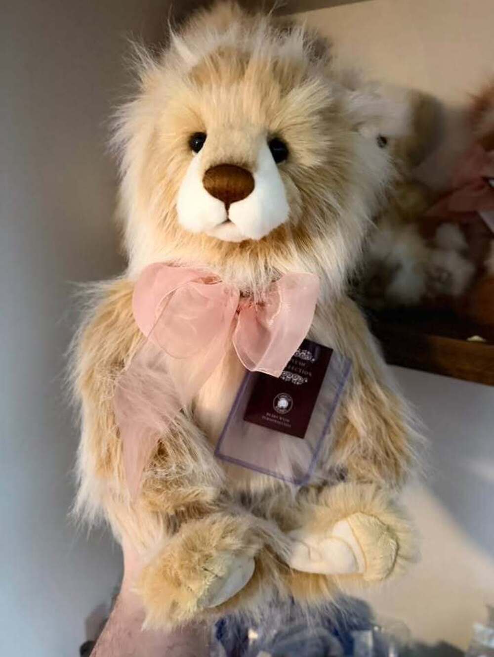 Charlie Bears CB232221B 19" Daybreak Long Pile Plush Golde/Cream Fur NWT